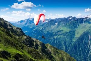 10 Things to Know Before Paragliding in Manali
